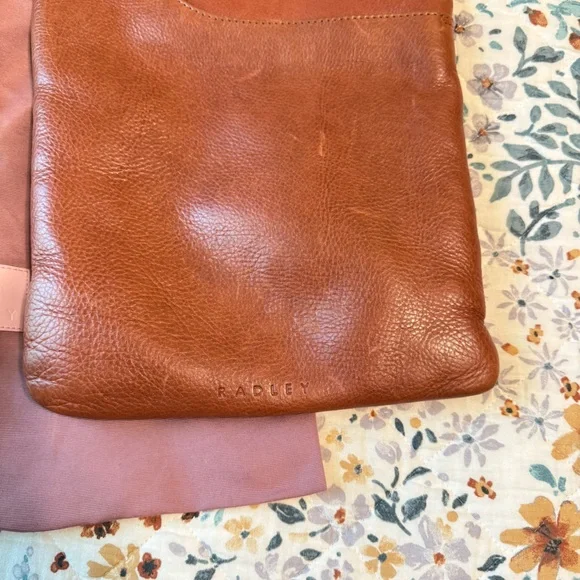 Radley London Crossbody Bag - Picture 4 of 7